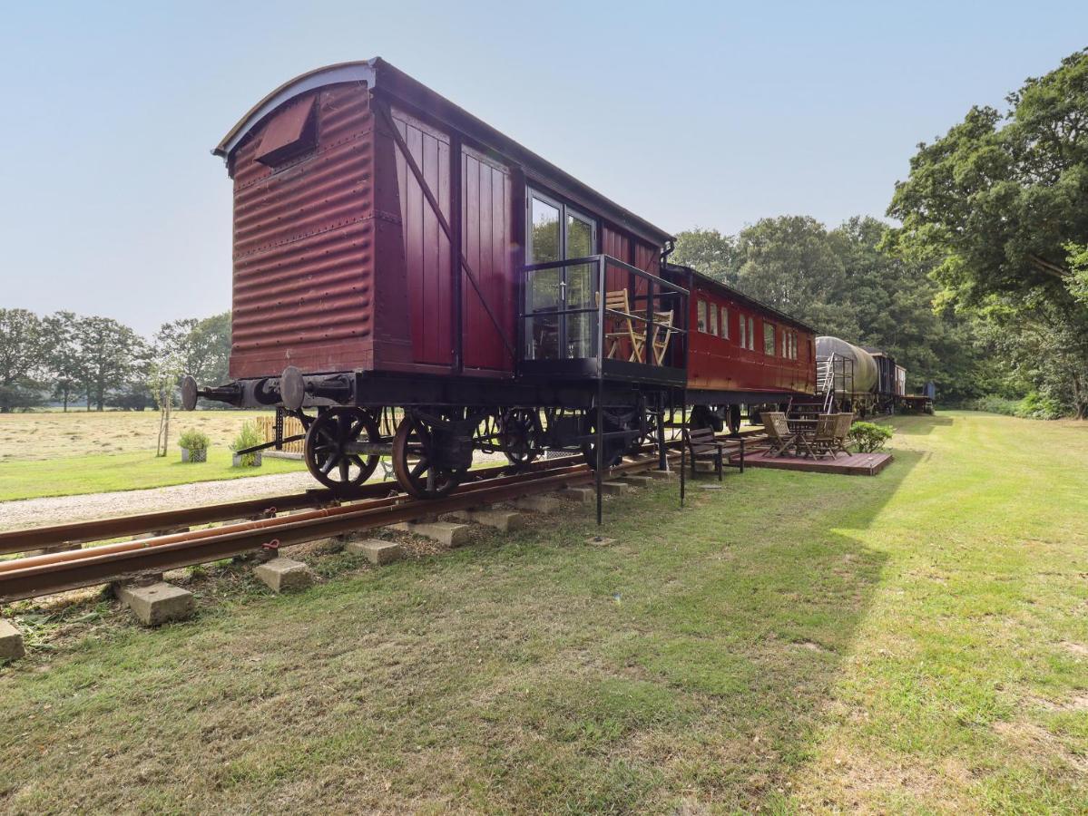 The Carriage At High Barn Heritage Halstead  Exterior foto